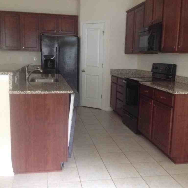 2621 Great Scott Dr - Photo 2 of 11