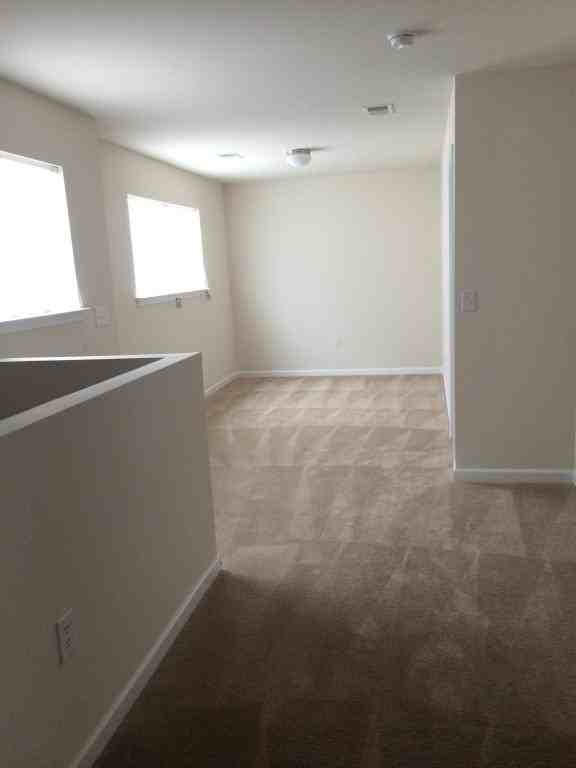 2621 Great Scott Dr - Photo 6 of 11