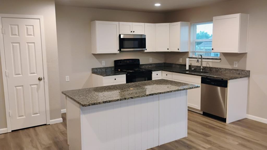 206 Hoover Ln - Photo 6 of 17