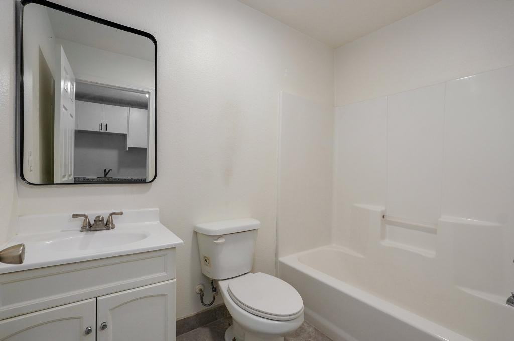 63 Joe Dwyer Blvd - Photo 4 of 8