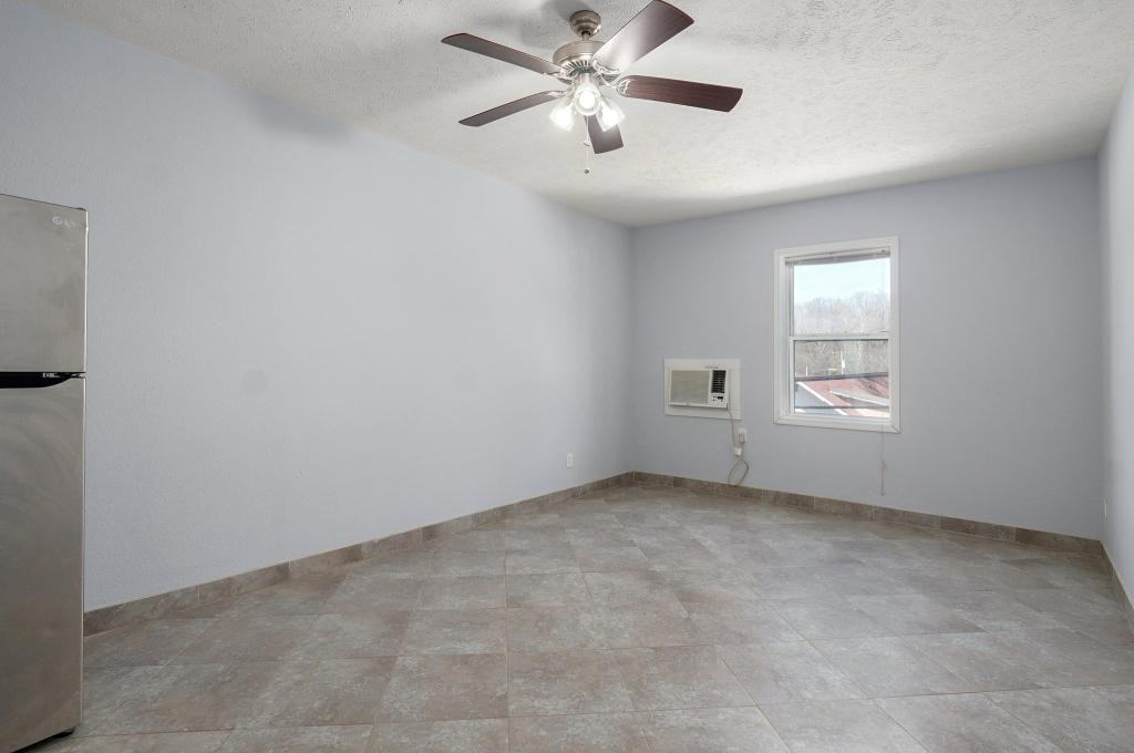 63 Joe Dwyer Blvd - Photo 5 of 8