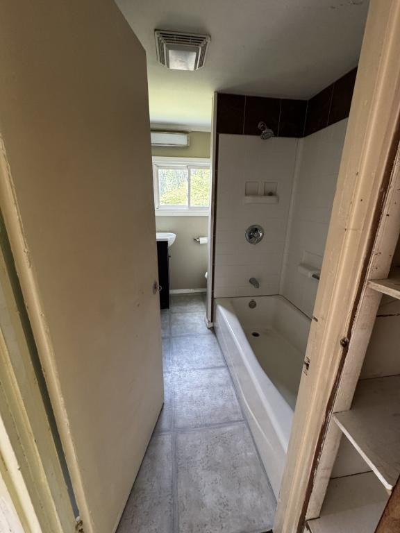111 Jellico Ln - Photo 4 of 6