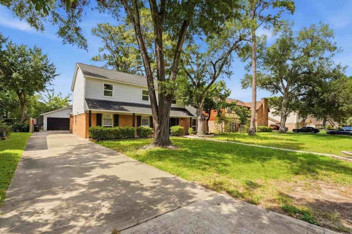 718 Oder Ln - Photo 2 of 10