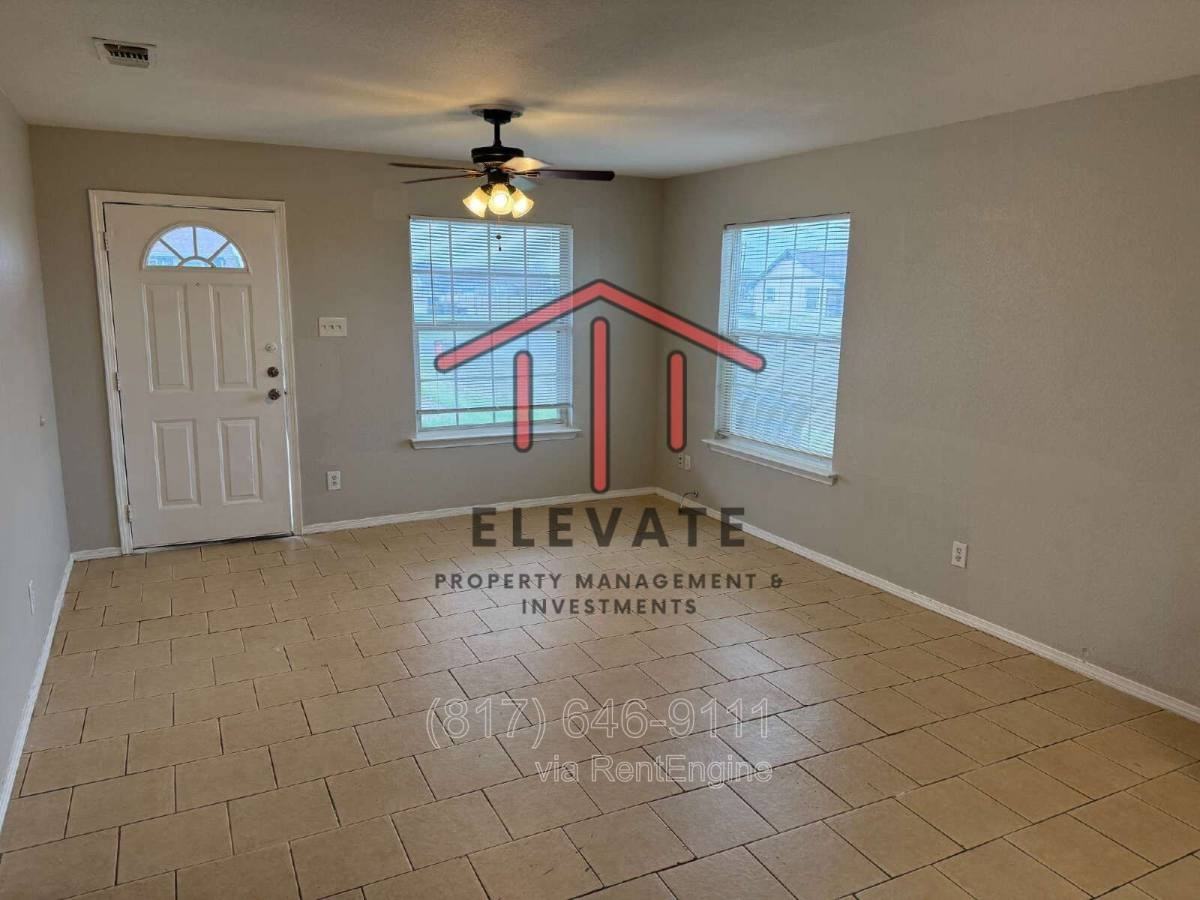 209 Blue Bell Ct - Photo 2 of 10