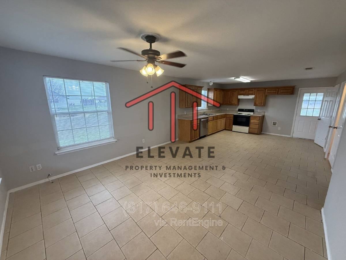 209 Blue Bell Ct - Photo 3 of 10