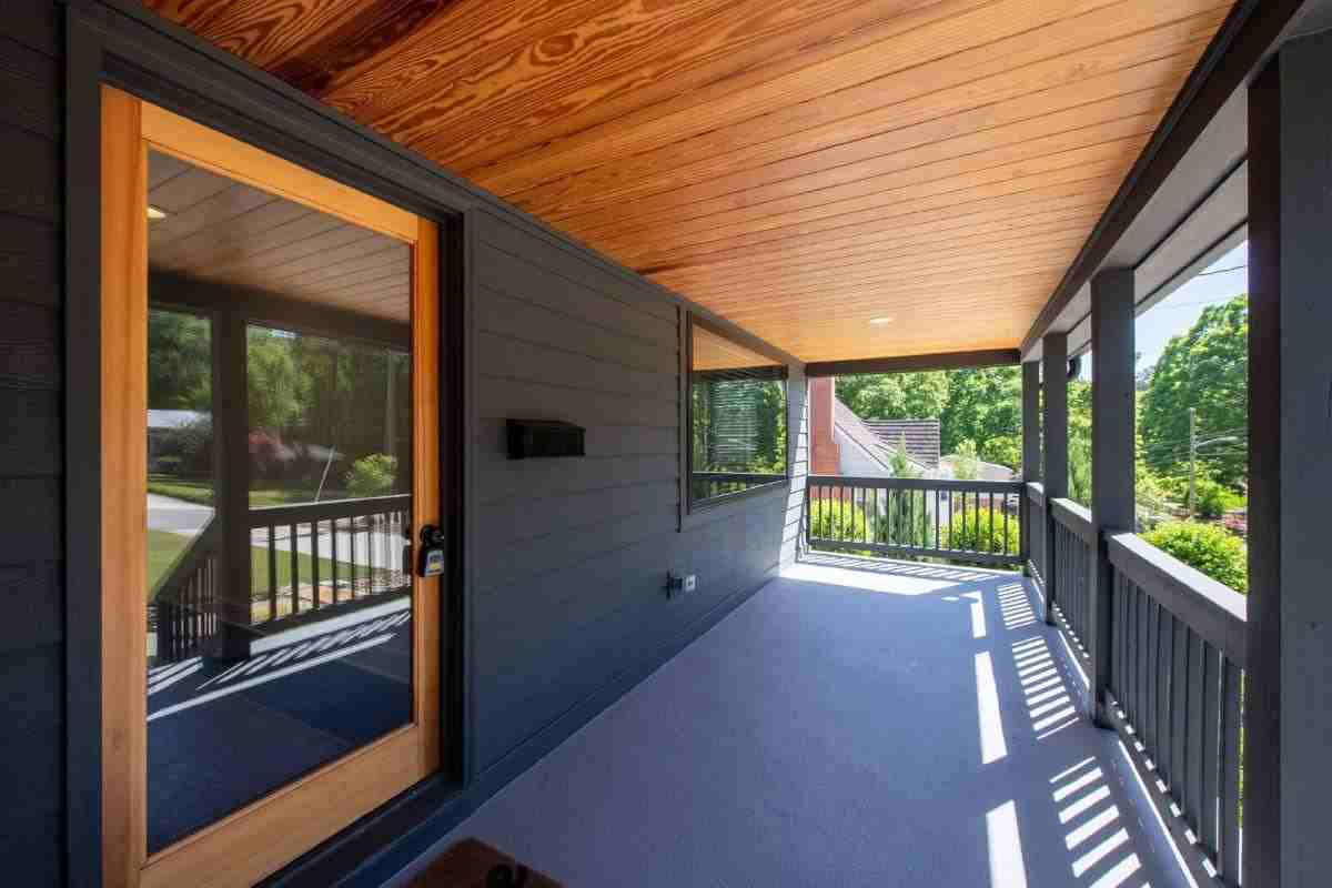 532 N College St - Photo 2 of 10