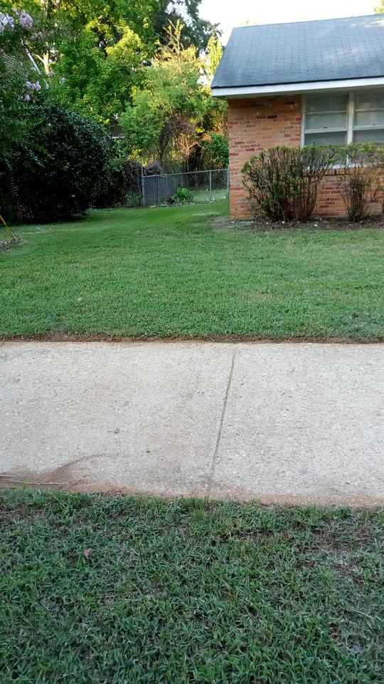 3359 Bedford Ln - Photo 5 of 9