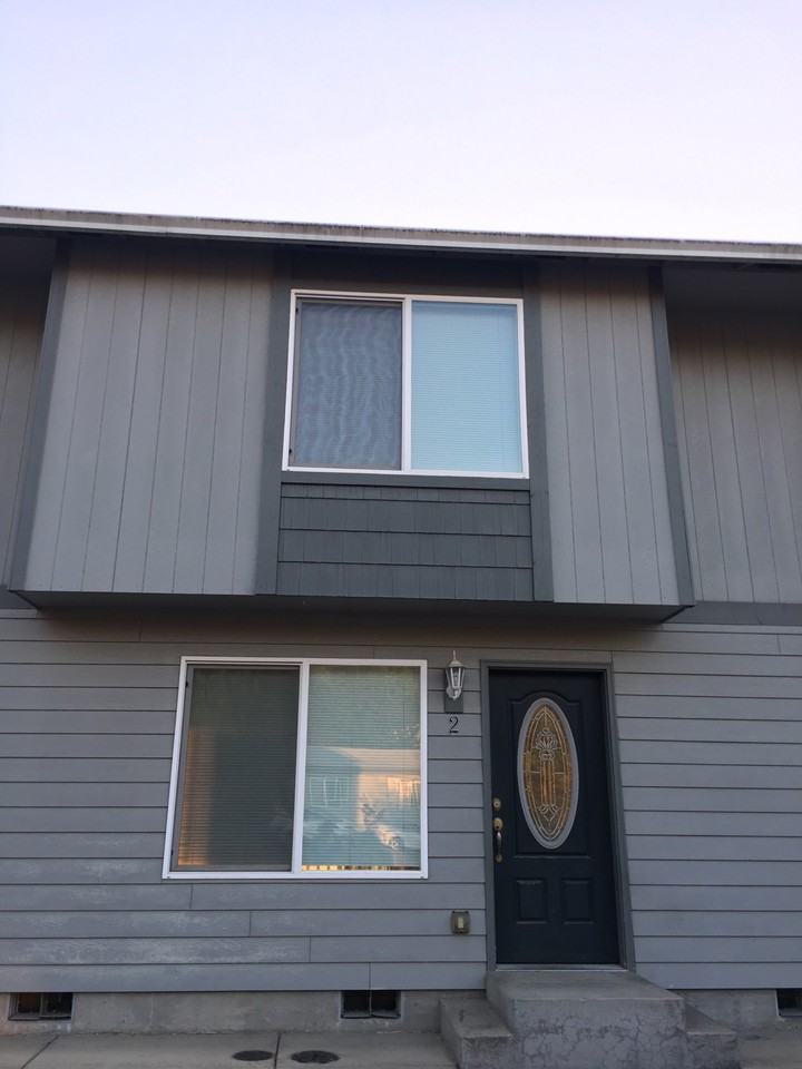 445 Ne West Ave #445-3 - Photo 2 of 11