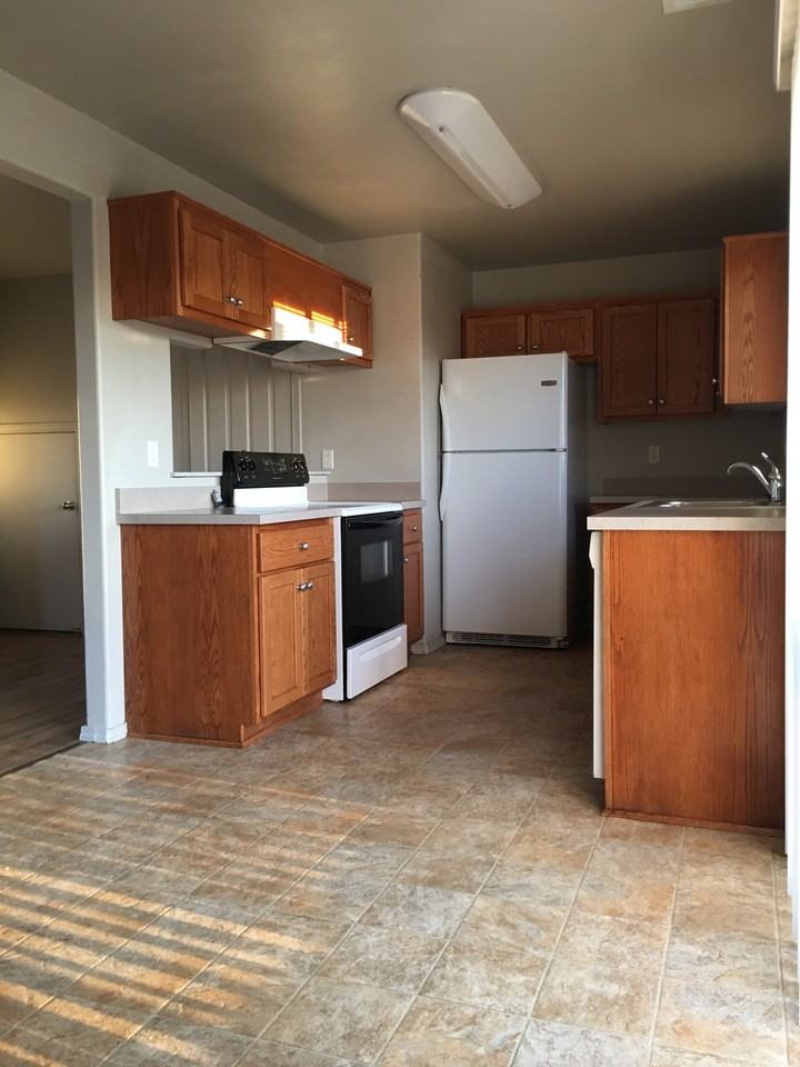 445 Ne West Ave #445-3 - Photo 7 of 11
