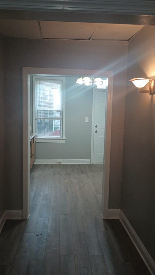 1814 Penrose Ave - Photo 4 of 26