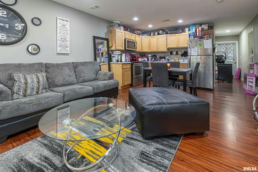 514 W Gent St #A - Photo 5 of 5