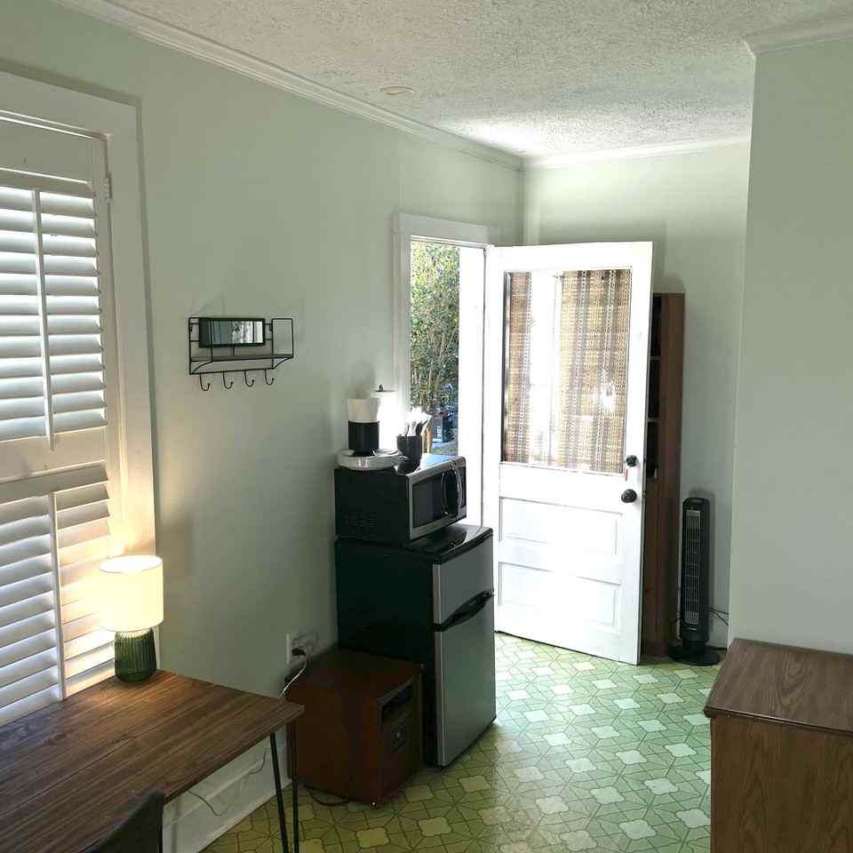 1209 Johns Rd - Photo 5 of 9