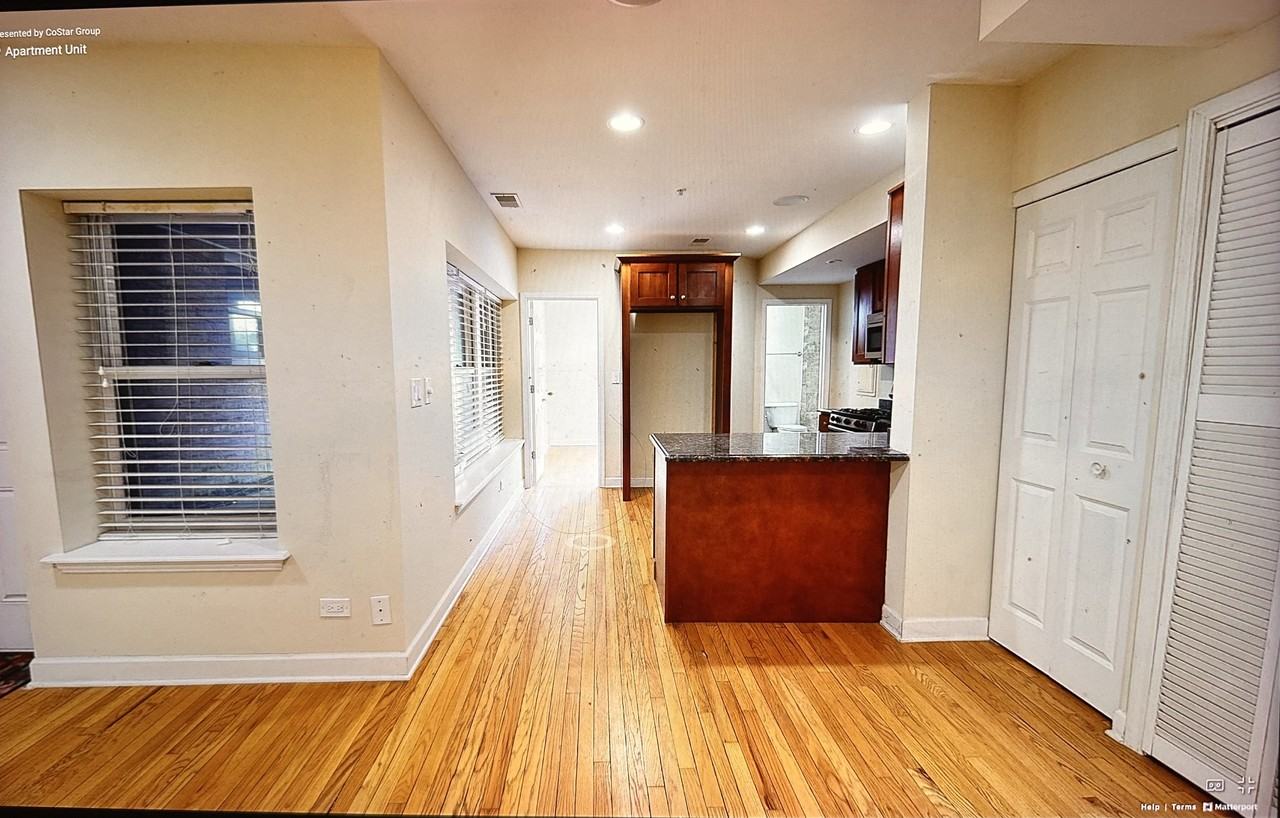 410 School St #1B - Photo 2 of 5