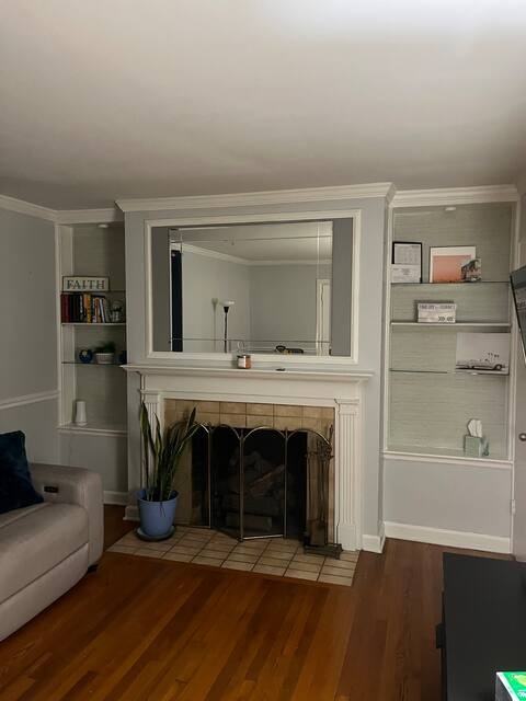 1750 E Broad St - Photo 4 of 11