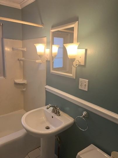 1740 E Broad St - Photo 2 of 9