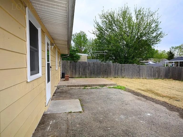 5117 Alba Way - Photo 5 of 11