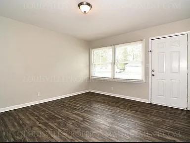 5117 Alba Way - Photo 2 of 12
