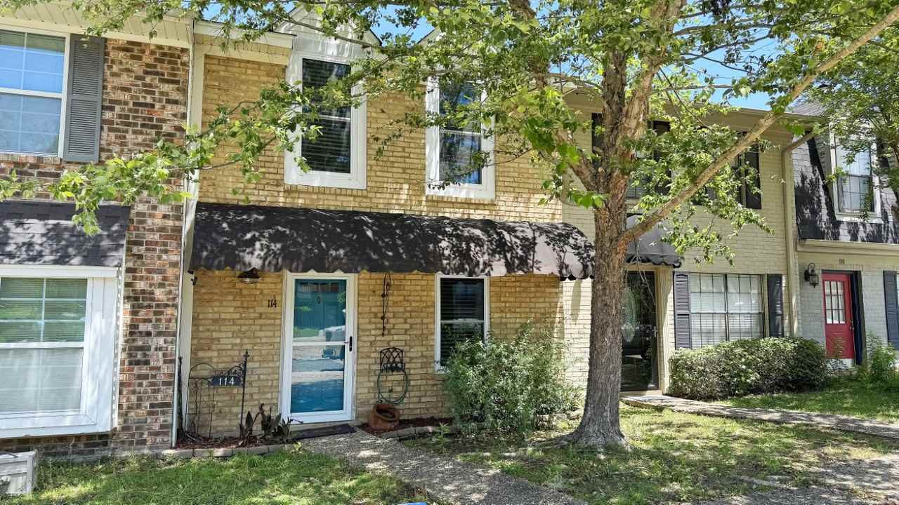 114 Westchase Dr - Photo 2 of 16