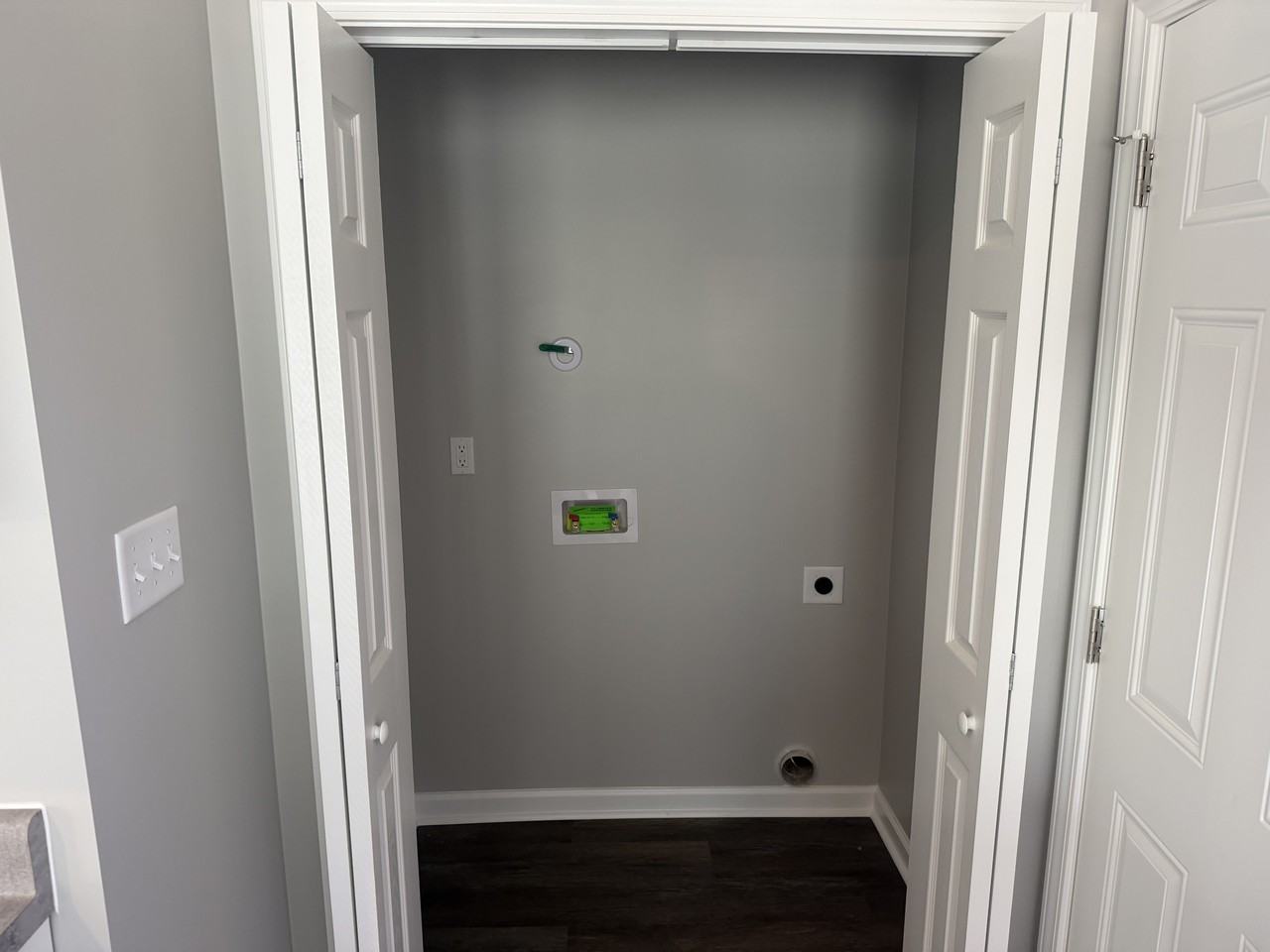 4231 Wanatah St - Photo 6 of 19