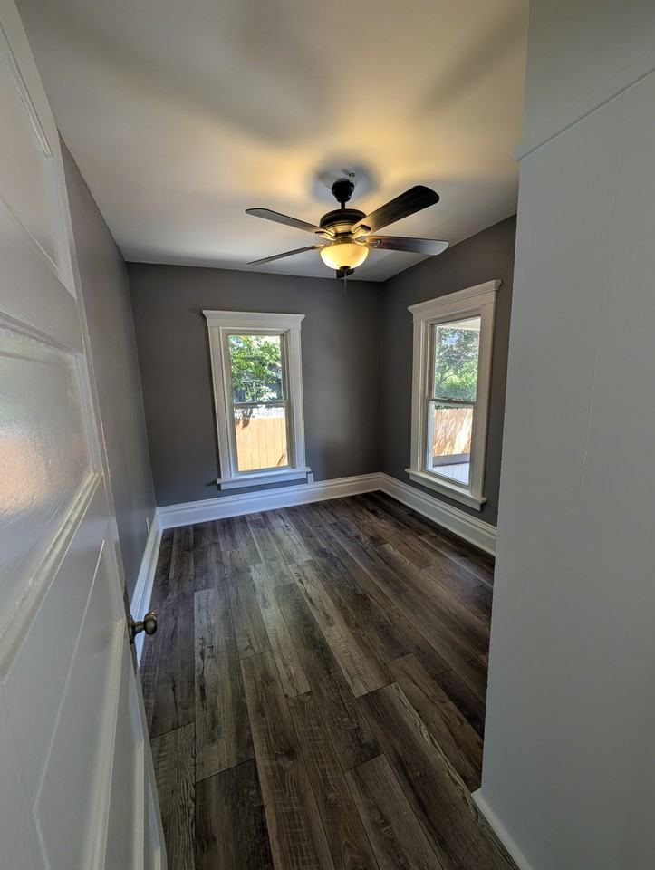 115 S Commonwealth Ave #1 - Photo 3 of 23