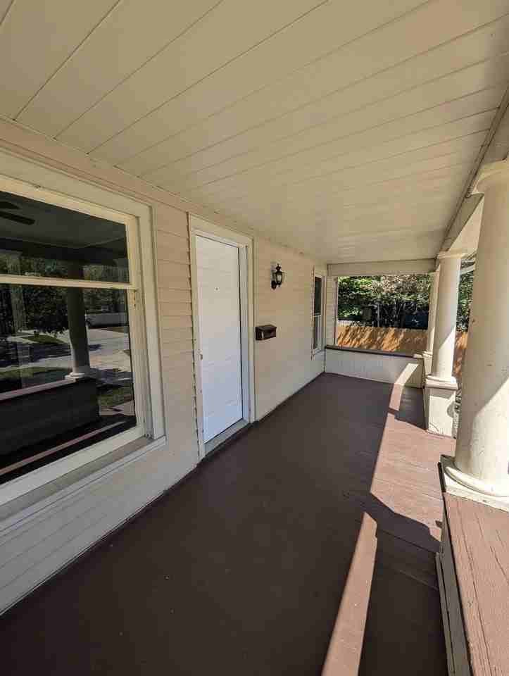 115 S Commonwealth Ave #1 - Photo 7 of 23