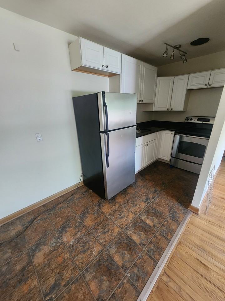 3235 S 48th St #3 - Photo 5 of 6