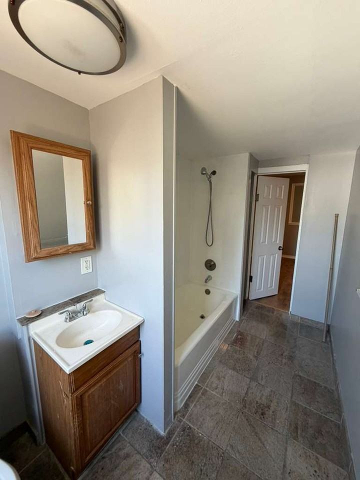 1160 Washington Blvd - Photo 4 of 21