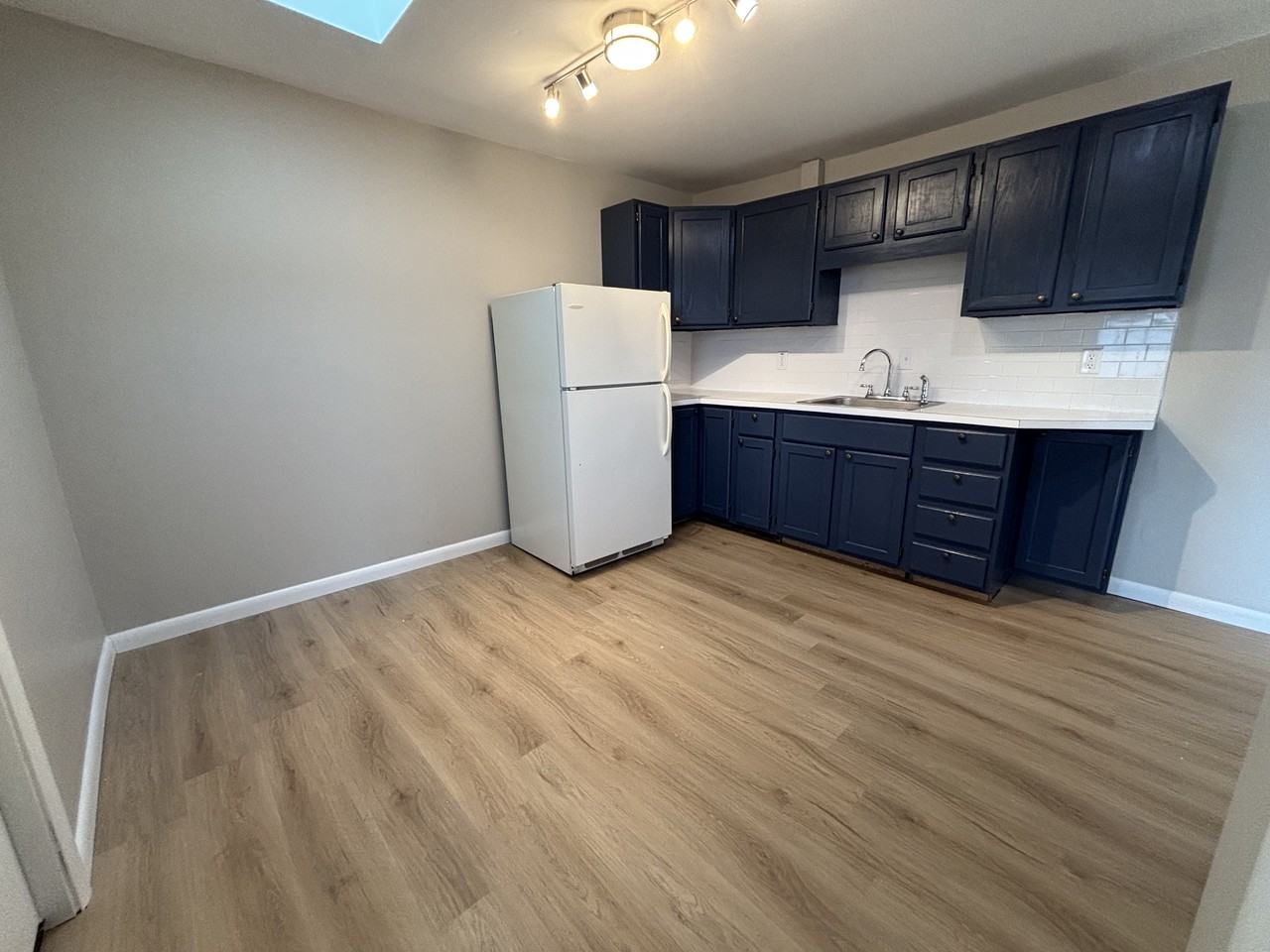 49 S 3rd St #2ndFLAPT - Photo 3 of 13