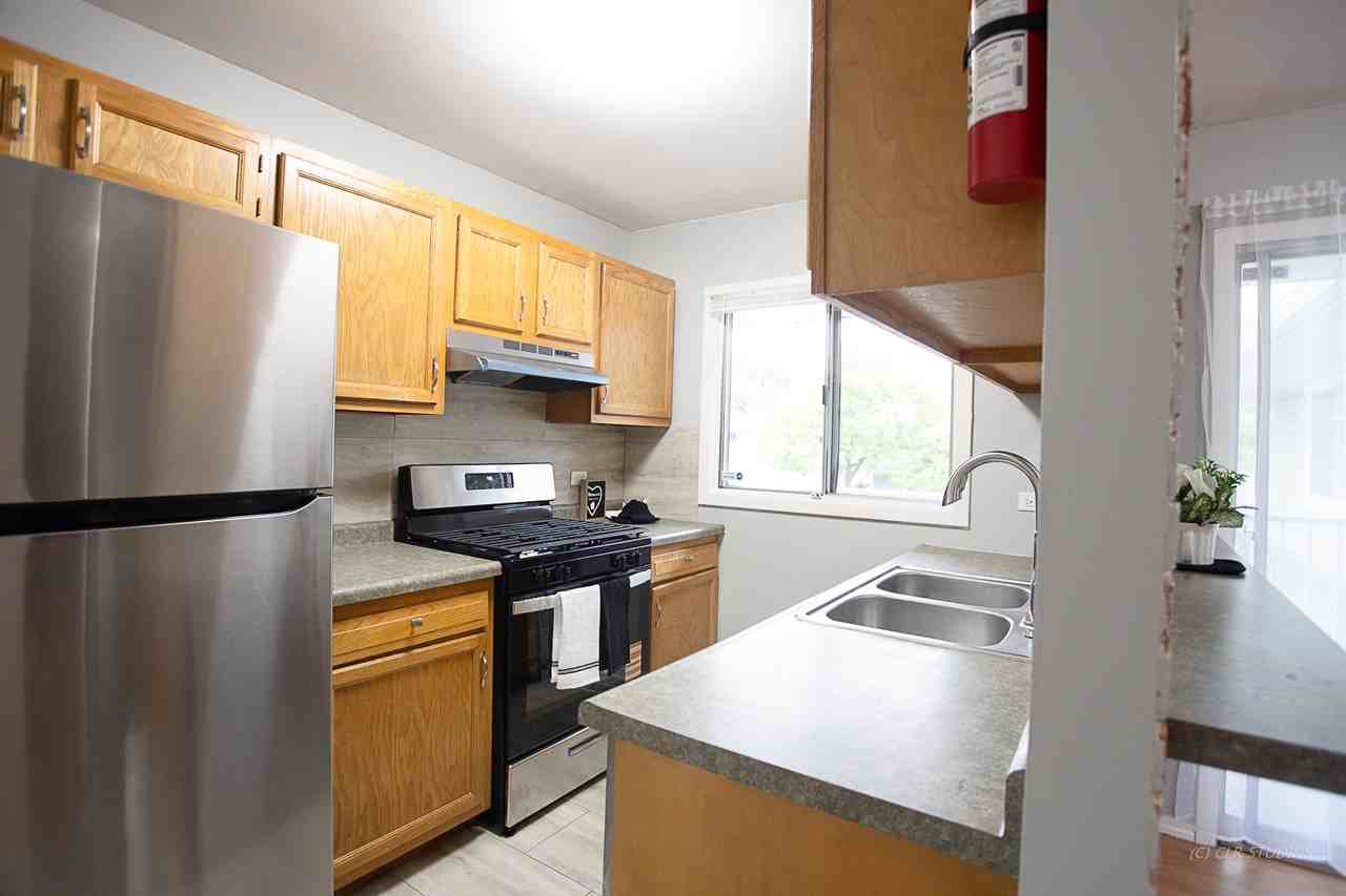 6048 Kit Carson Dr - Photo 5 of 11