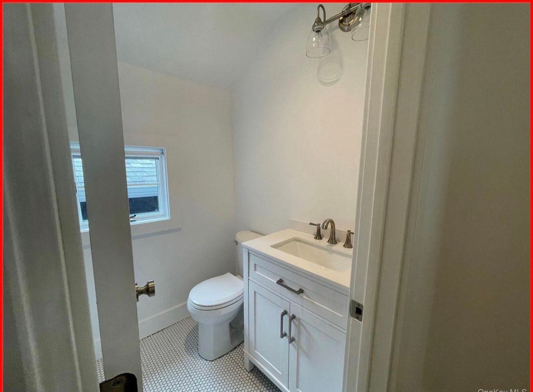 41 Chestnut Ave - Photo 7 of 9