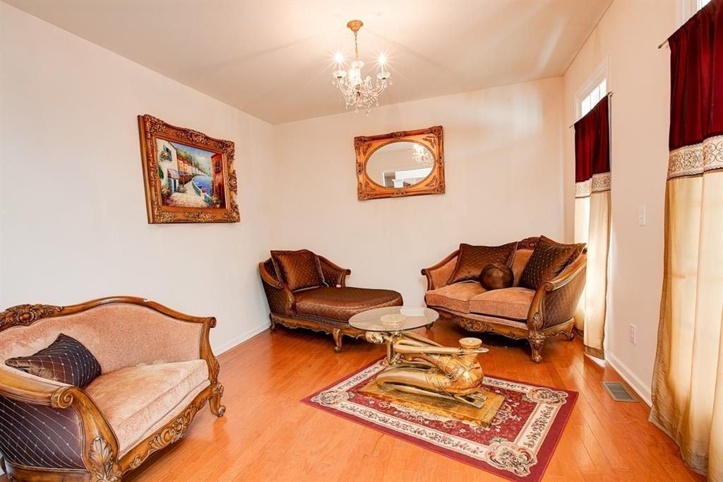 4220 Agard St - Photo 6 of 36