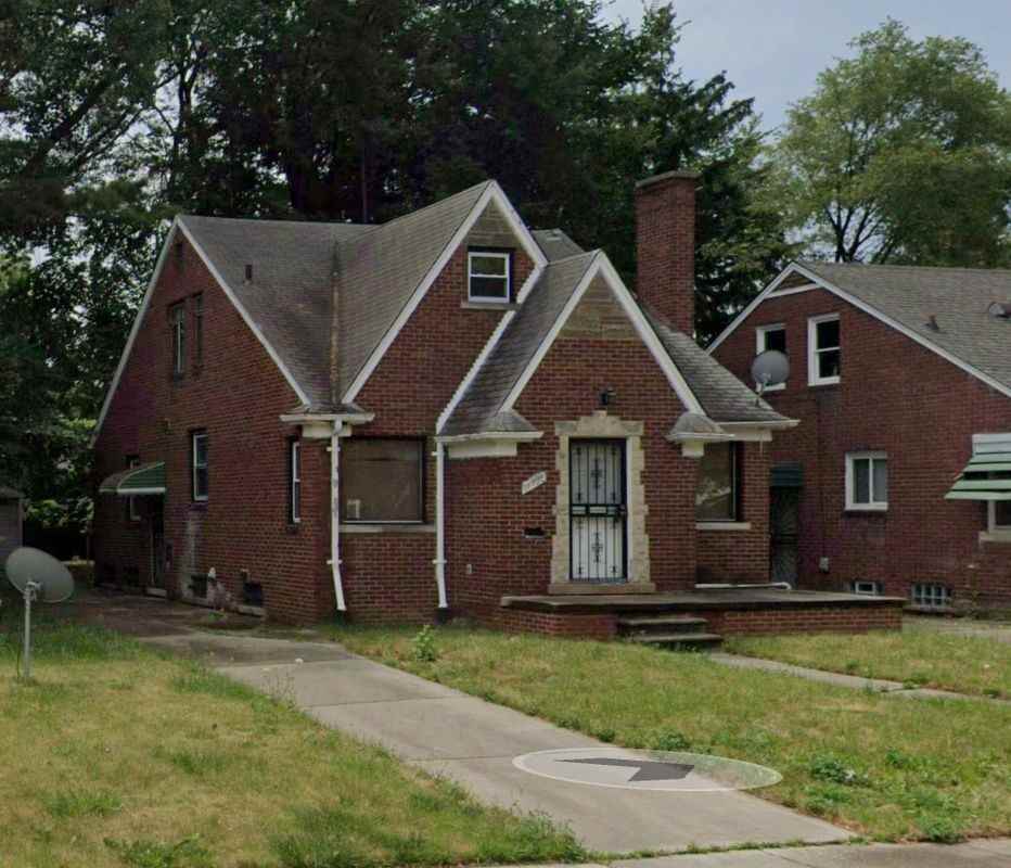 11760 Nashville St - Photo 2 of 3