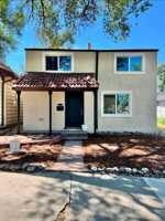 featured image of 743 E Willamette Ave