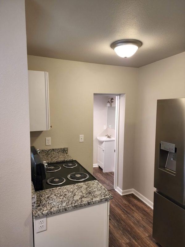 743 E Willamette Ave - Photo 3 of 18