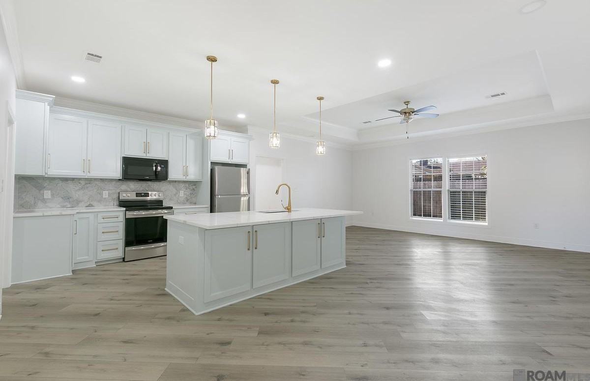 9536 Avis Ave - Photo 6 of 13