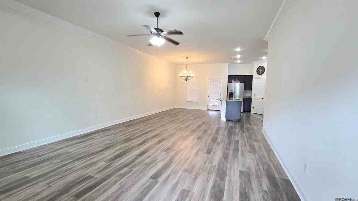 1346 Hickory Creek Dr - Photo 7 of 18