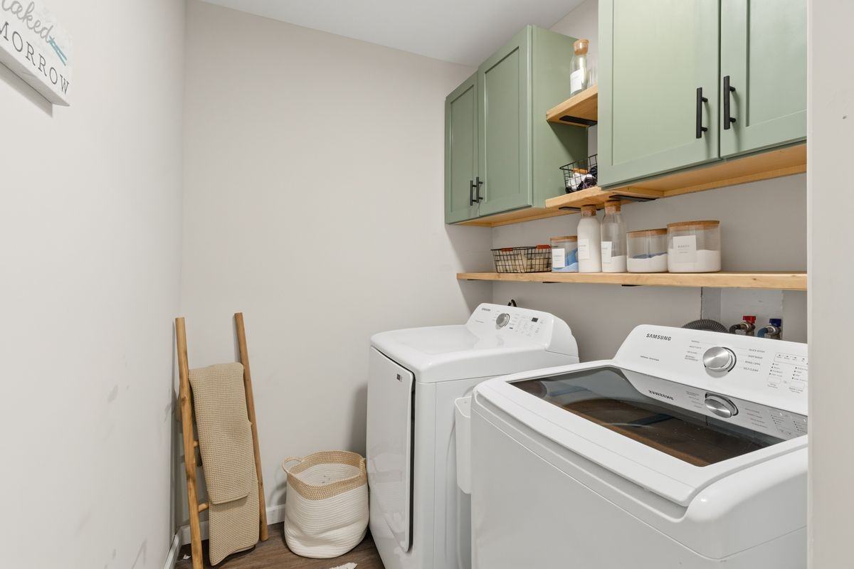 80 Brickett St - Photo 3 of 3