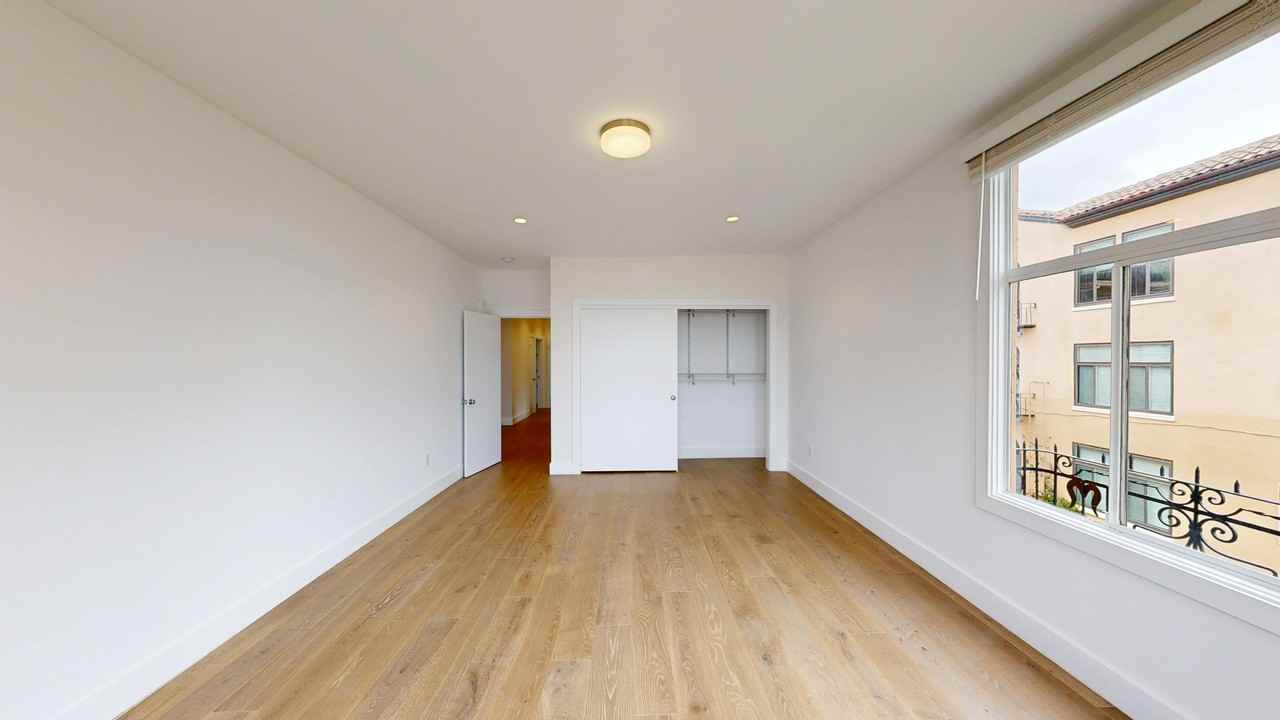 1340 Taylor Street - Photo 7 of 27