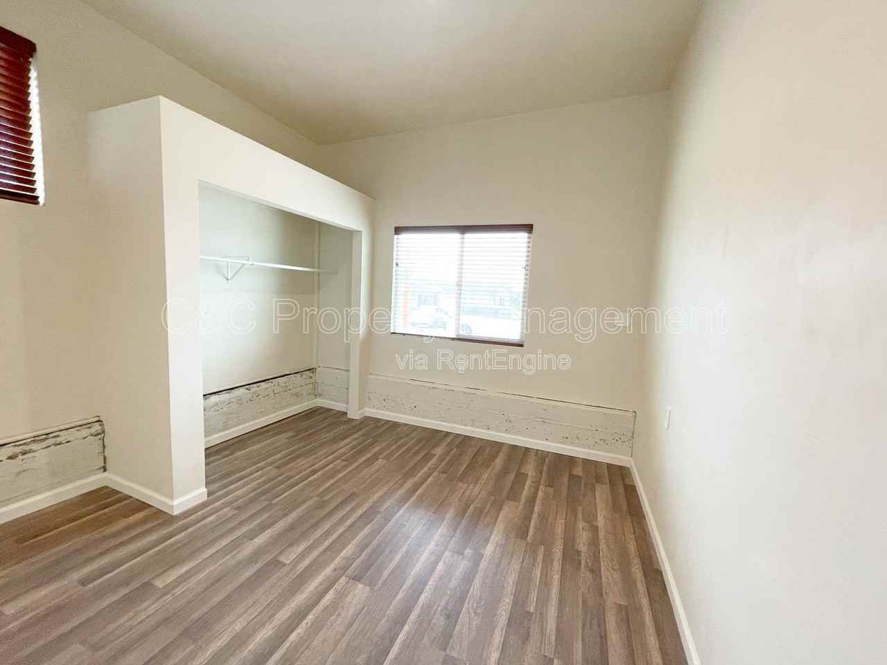 1812 Luzern St #B - Photo 7 of 12