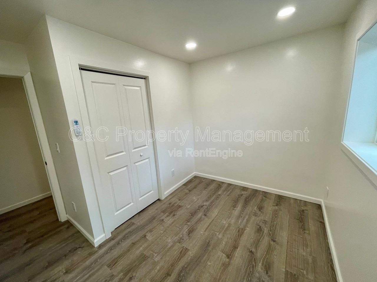 599 Irving Ave #4 - Photo 4 of 14