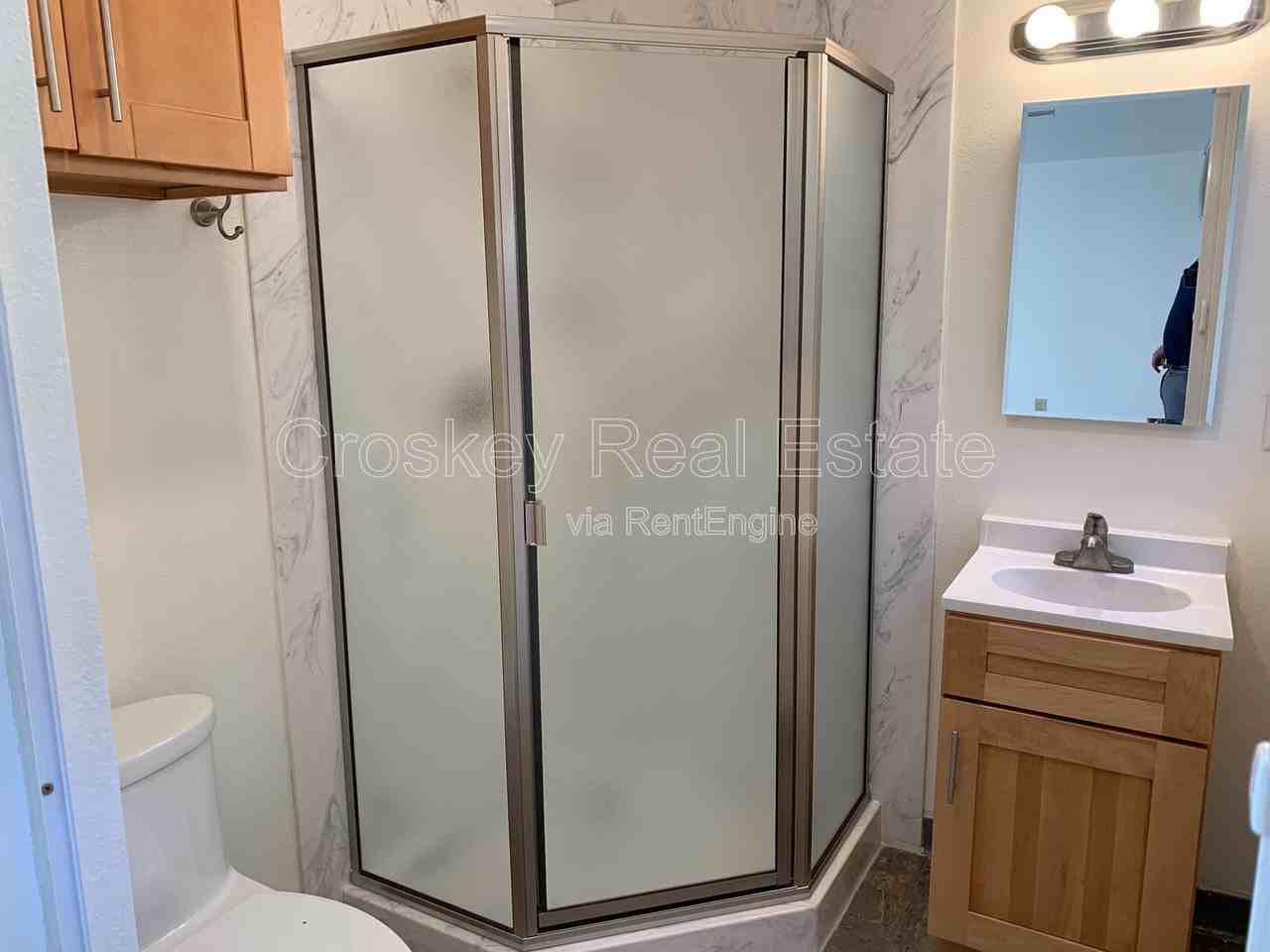 671 Central Ave - Photo 2 of 4