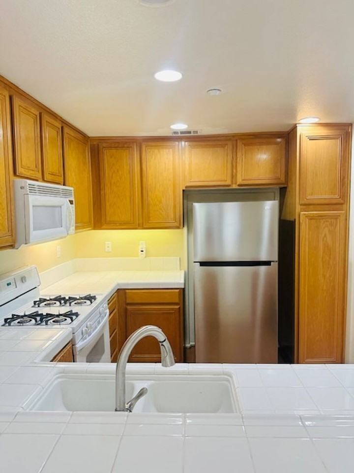 820 Timberwood - Photo 4 of 16