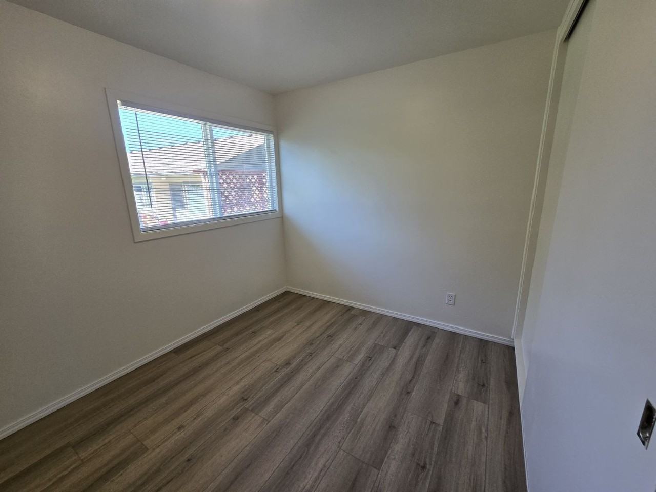 751 Ne Alameda Ave - Photo 6 of 16