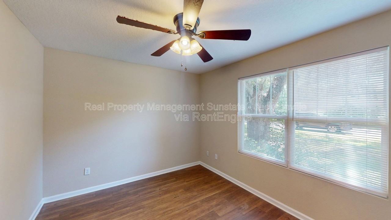 711 Cahoon Rd N - Photo 5 of 29