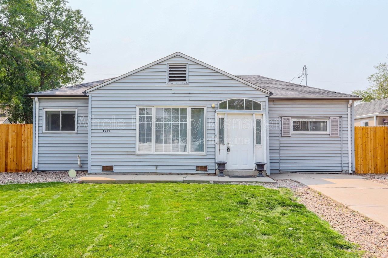 1939 Verbena St - Photo 5 of 50