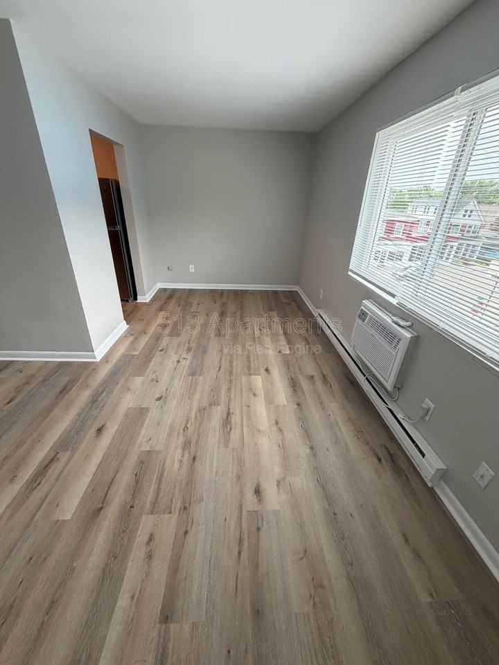 5146 Carthage Ave #9 - Photo 3 of 7