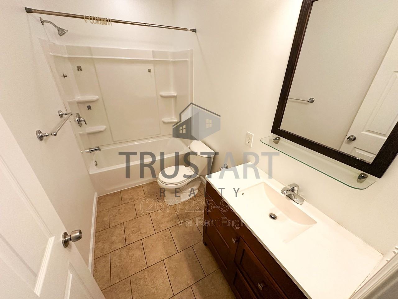 1816 N Front St #1B - Photo 6 of 15