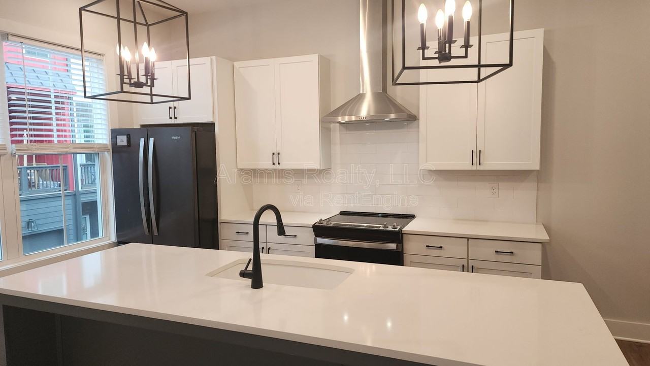 169 Color Cir - Photo 4 of 17