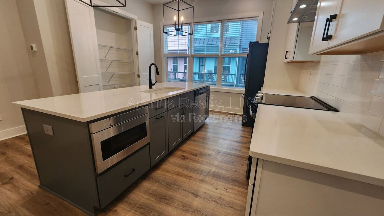 169 Color Cir - Photo 5 of 17