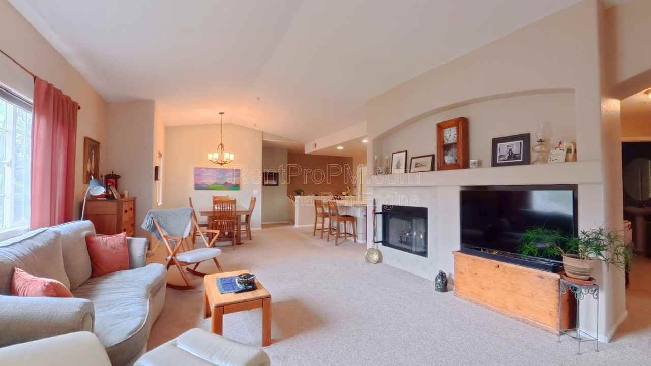5002 Northern Lights Dr #I - Photo 5 of 21